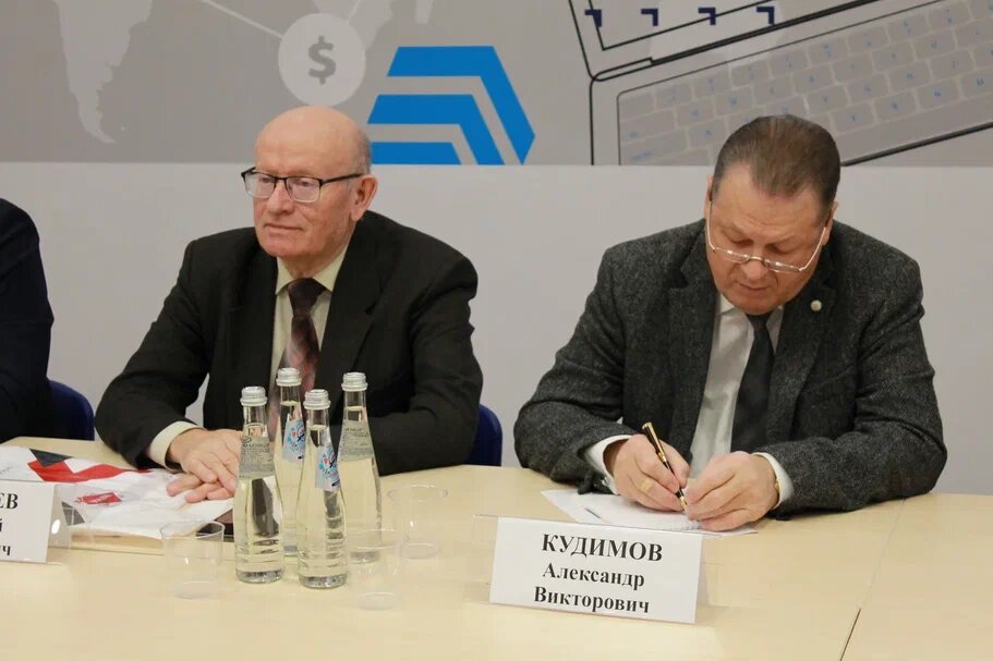 20 декабря 2023 года Президент Ассоциации "Бизнес и Право" Кудимов Александр Викторович принял участие в итоговом заседании Союза криминалистов и криминологов